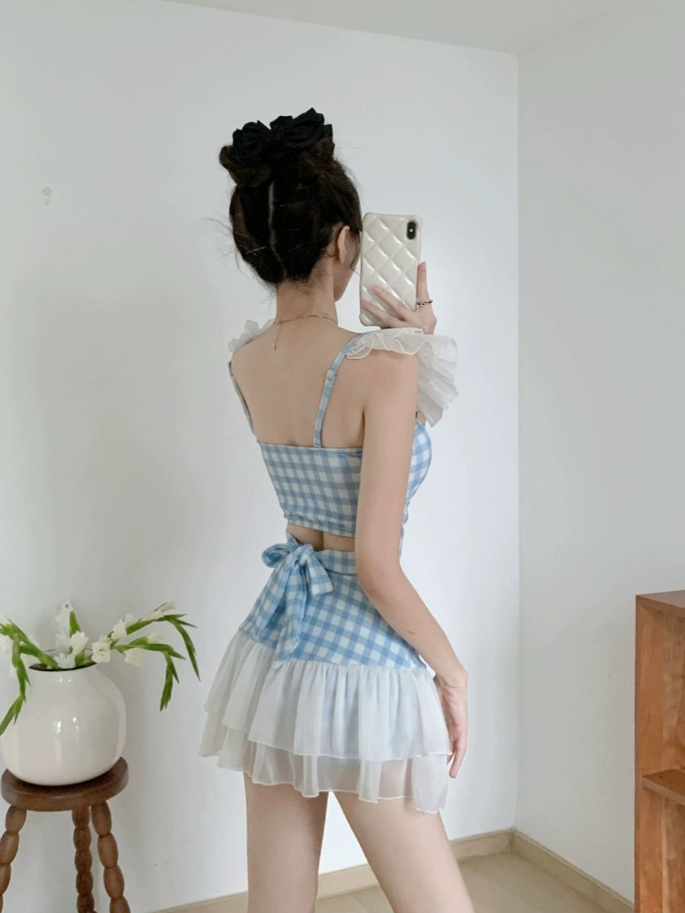 ملابس سباحة نسائية بتصميم هالت - مراجعة Women'S Fashion Suit وسعره