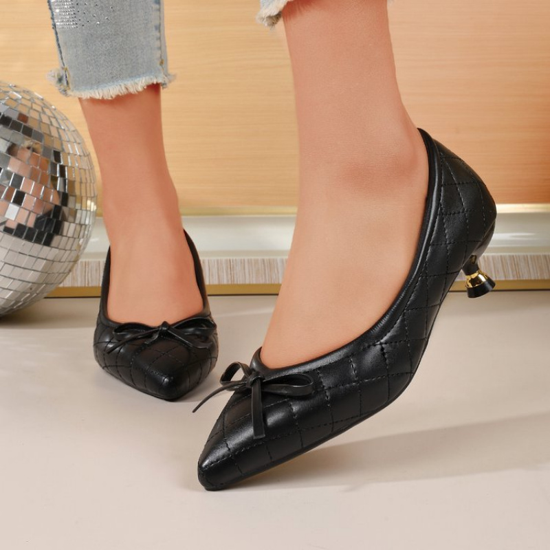 كعب كيتن مدبب مقدمه فيونكه فين - مراجعة Women'S Fashion Shoes وسعره