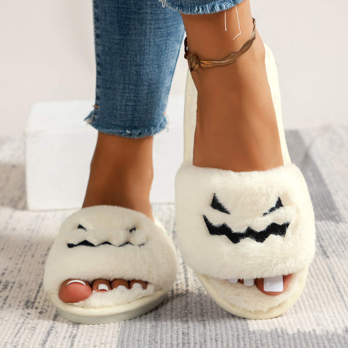 شباشب قطنية مضحكة للنساء، شباش - مراجعة Women'S Fashion Shoes وسعره