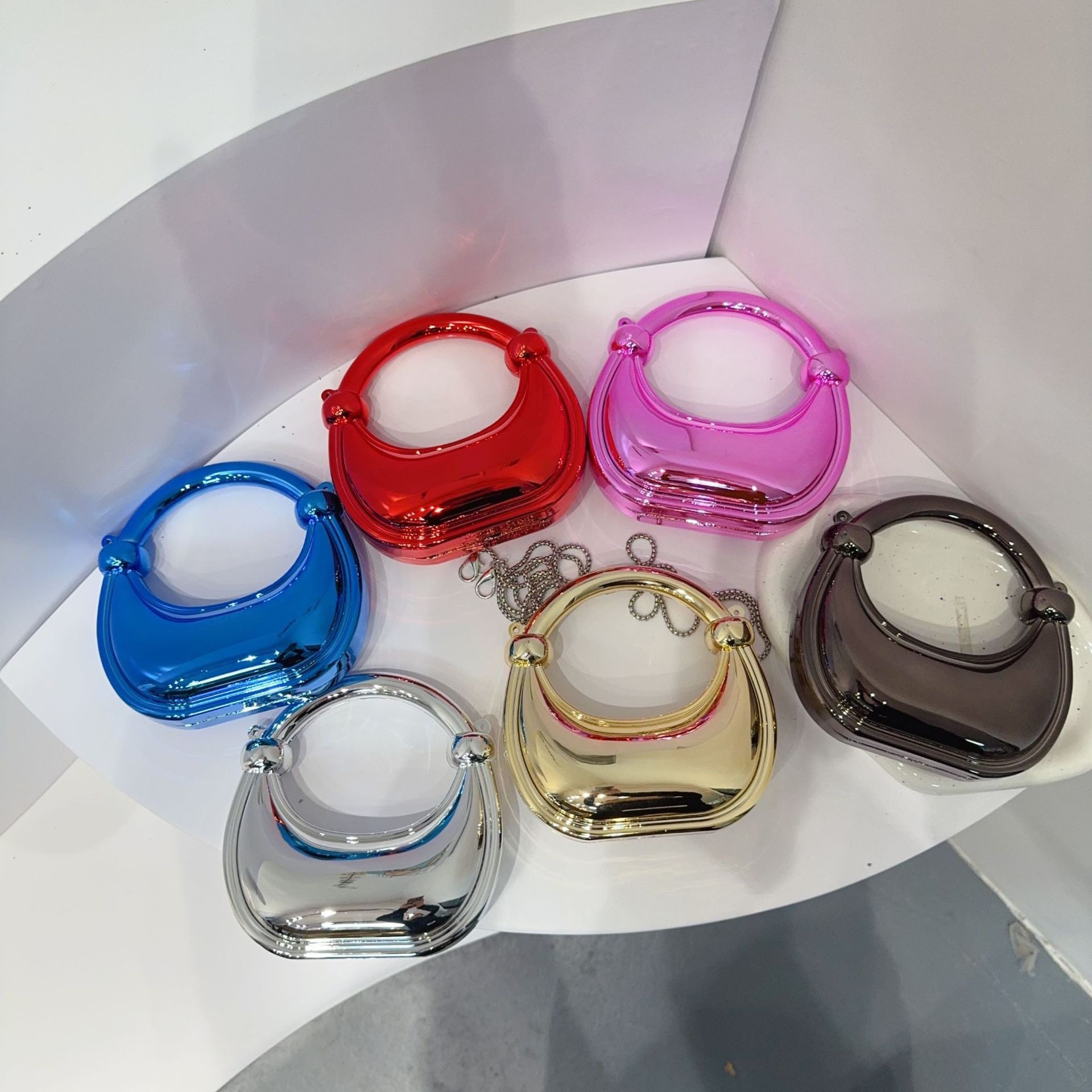 محافظ وحقائب يد صغيرة للسهرة ب - مراجعة Women Fashion Handbags وسعره