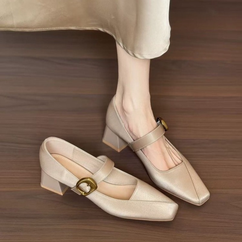 أحذية نسائية جديدة من الحرير ب - مراجعة Women'S Fashion Shoes وسعره